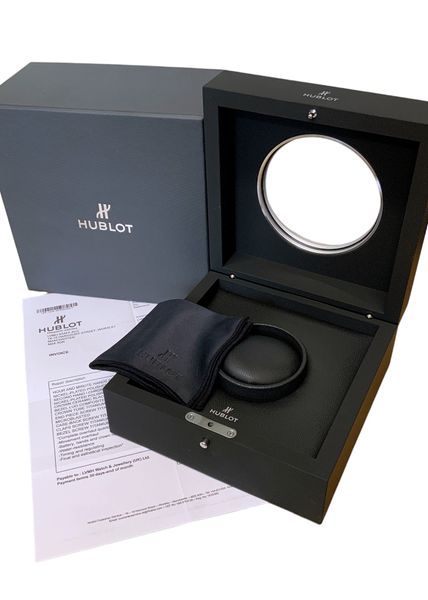 Hublot Classic Fusion 561.CM.1110.RX